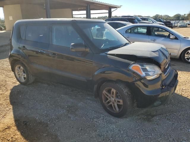 2011 KIA Soul +