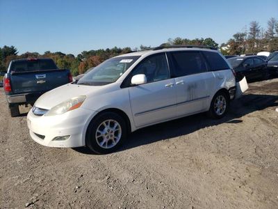 Salvage cars for sale from Copart Finksburg, MD: 2006 Toyota Sienna XLE