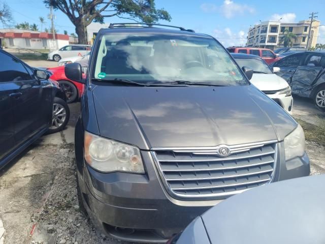 2010 Chrysler Town & Country Touring