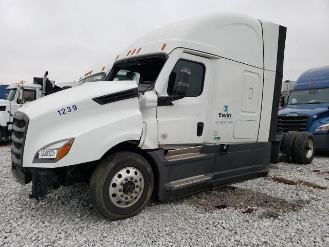 2024 Freightliner Cascadia 126