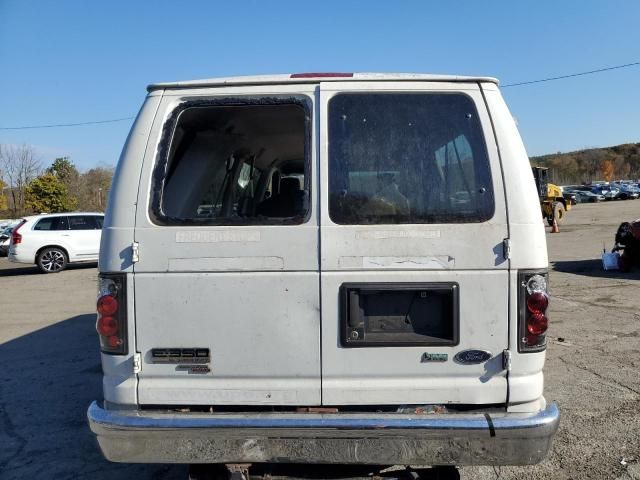 2012 Ford Econoline E350 Super Duty Wagon