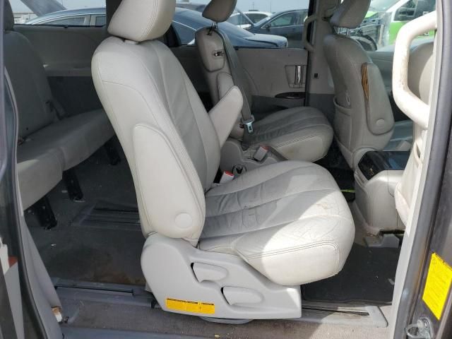 2011 Toyota Sienna XLE