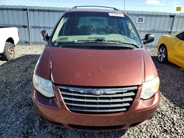 2007 Chrysler Town & Country Touring