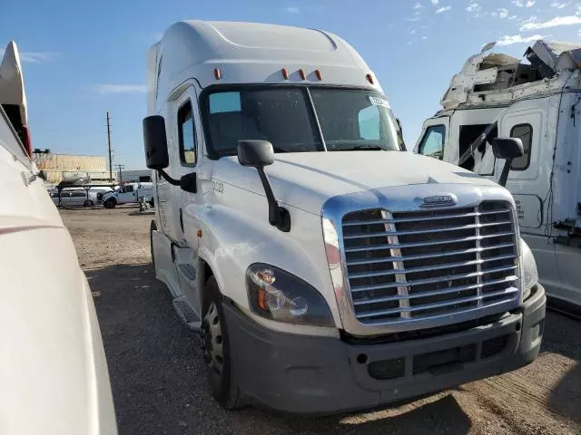 2017 Freightliner Cascadia 125