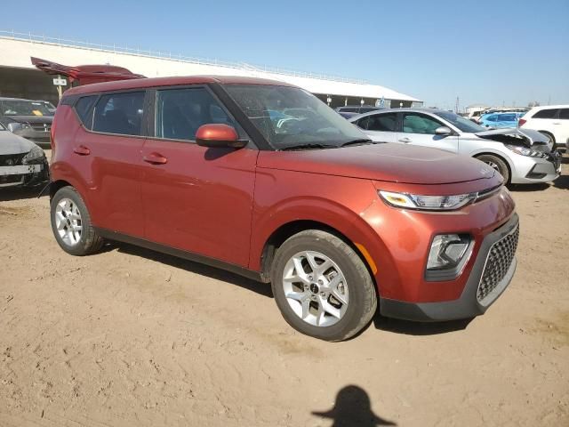 2022 KIA Soul LX