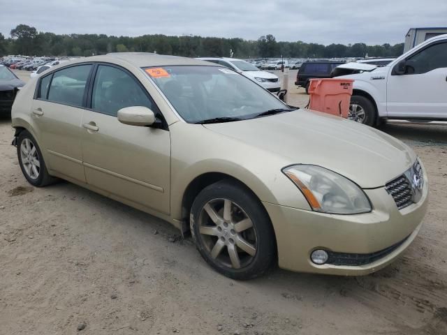 2004 Nissan Maxima SE