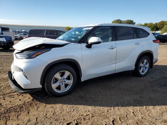 2022 Toyota Highlander L