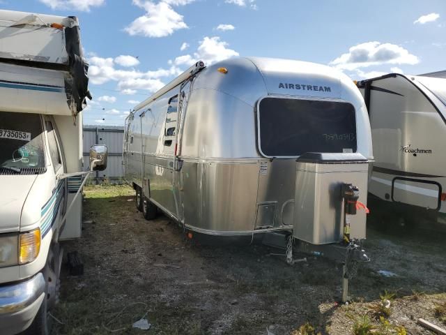 2007 Airstream Classic