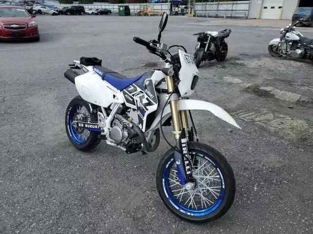 2023 Suzuki DR-Z400 SM