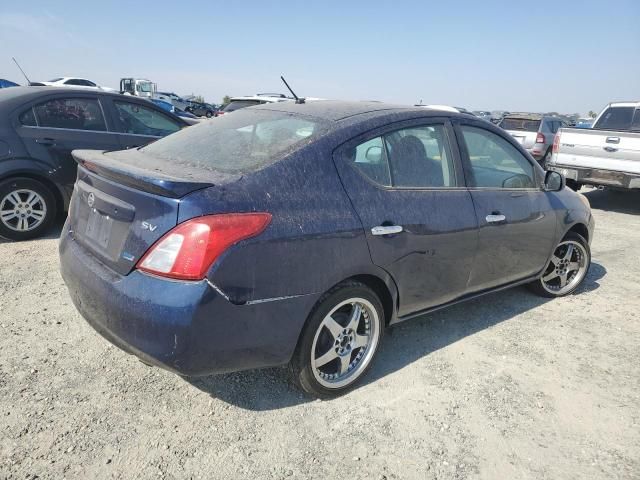 2013 Nissan Versa S