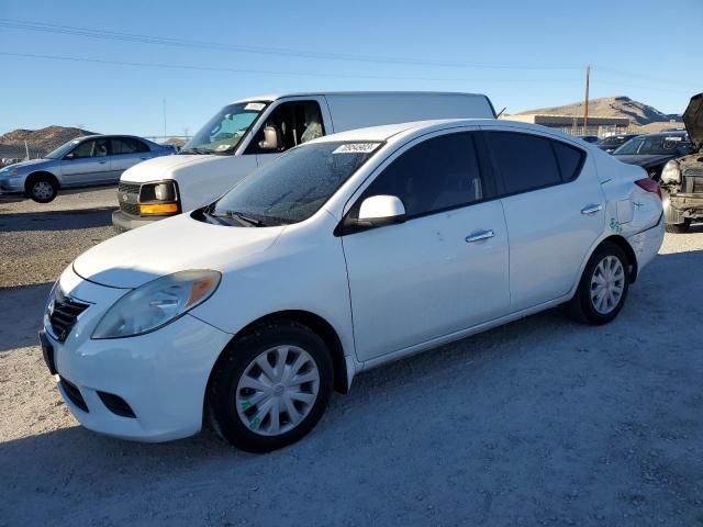 2012 Nissan Versa S