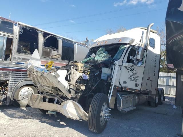 2021 Freightliner 122SD