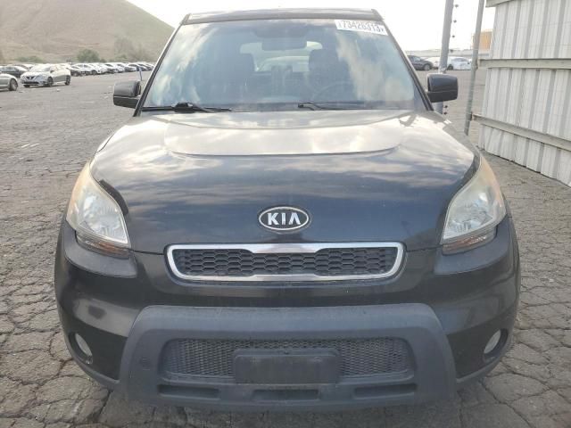 2011 KIA Soul +