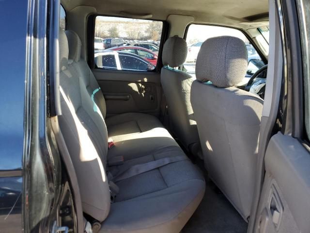 2003 Nissan Frontier Crew Cab XE