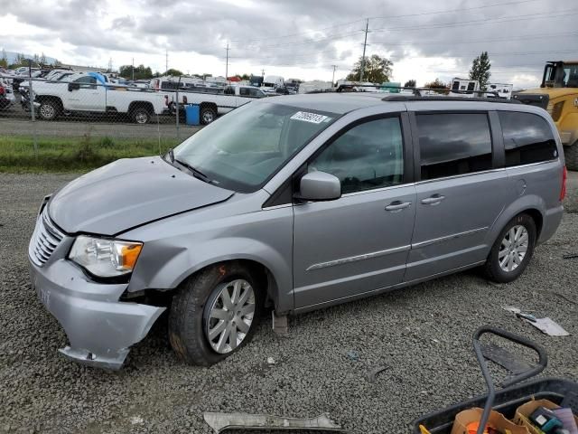 2016 Chrysler Town & Country Touring