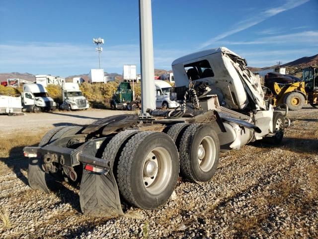 2016 Peterbilt 579