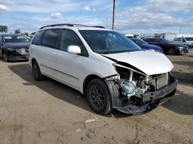 2008 Toyota Sienna XLE