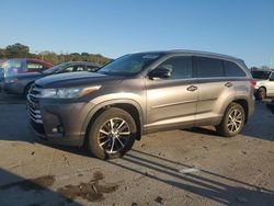 Salvage cars for sale at Lebanon, TN auction: 2017 Toyota Highlander SE