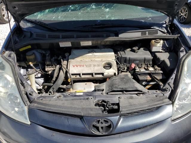 2006 Toyota Sienna XLE