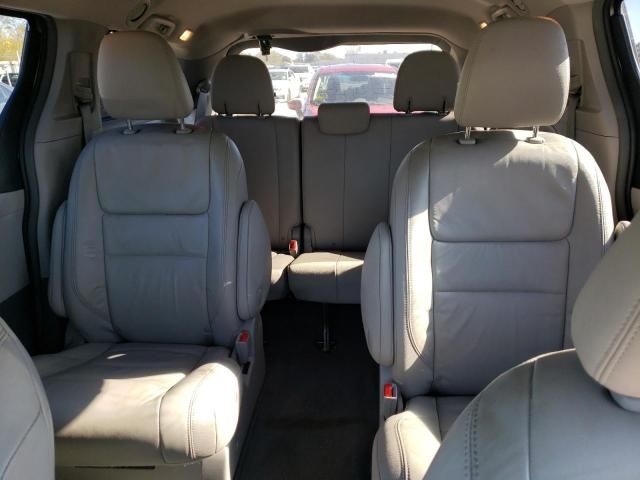 2015 Toyota Sienna XLE