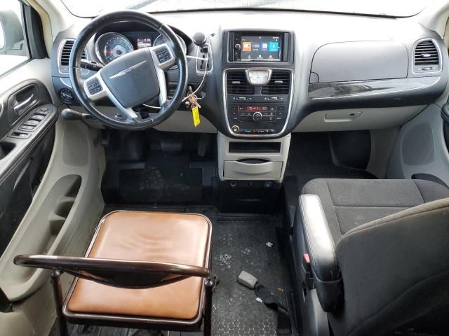 2011 Chrysler Town & Country Touring