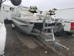 Salvage boats for sale at Woodburn, OR auction: 1998 Smokercraft Pontoon