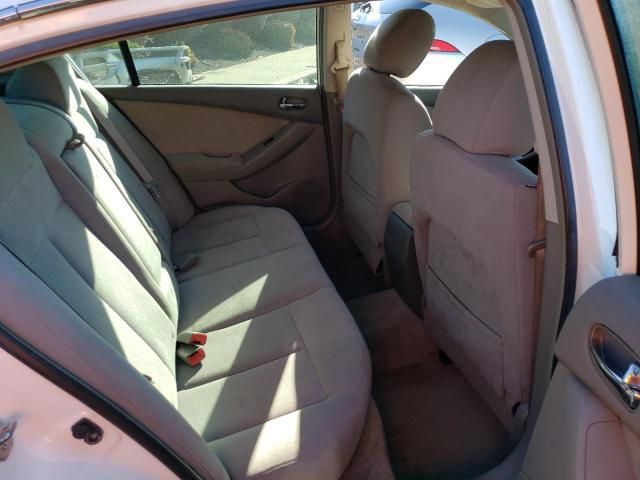 2010 Nissan Altima Base