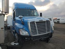 Camiones salvage para piezas a la venta en subasta: 2018 Freightliner Cascadia 125