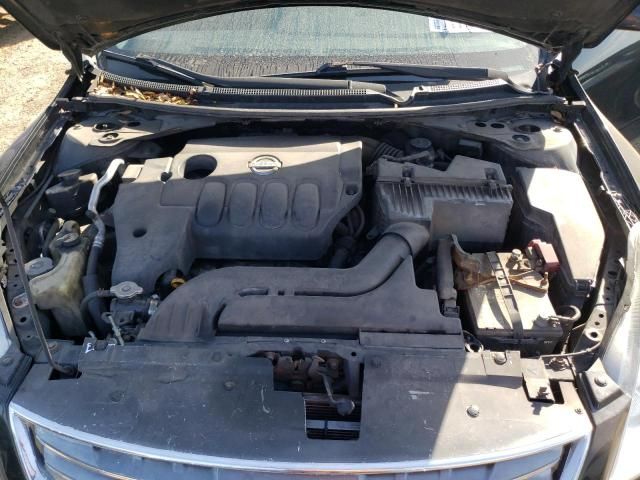 2010 Nissan Altima Base