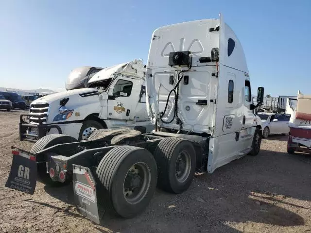 2017 Freightliner Cascadia 125