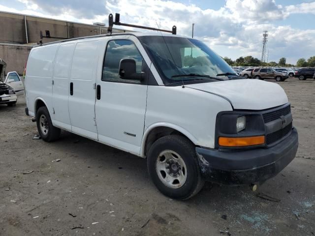 2004 Chevrolet Express G2500