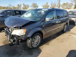 Chrysler Town & Country Touring l Vehiculos salvage en venta: 2014 Chrysler Town & Country Touring L