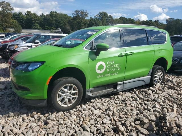 2021 Chrysler Voyager LXI