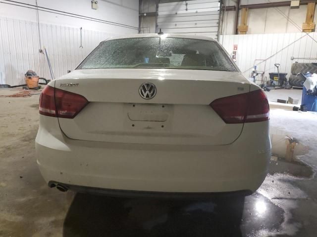 2012 Volkswagen Passat SE