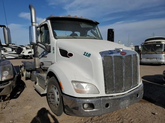 2018 Peterbilt 579