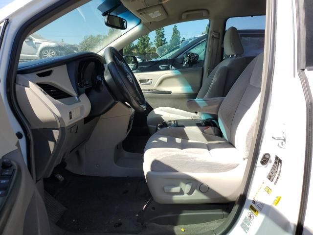 2015 Toyota Sienna LE