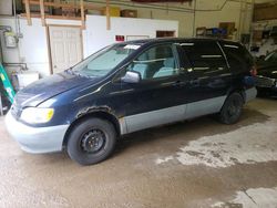 Toyota Sienna ce Vehiculos salvage en venta: 2001 Toyota Sienna CE