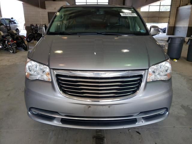 2007 Chrysler Town & Country Touring L