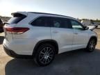 2017 Toyota Highlander SE