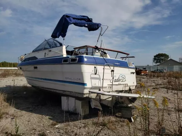 1988 Bayliner Ciera 28'