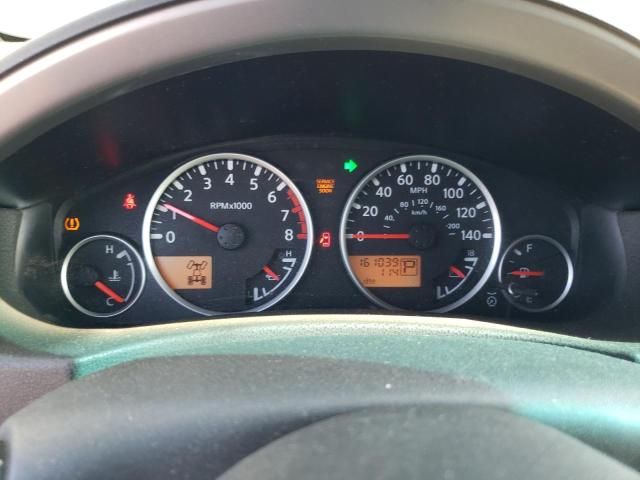 2005 Nissan Pathfinder LE