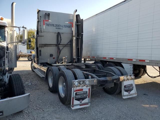 2007 Freightliner Conventional Columbia