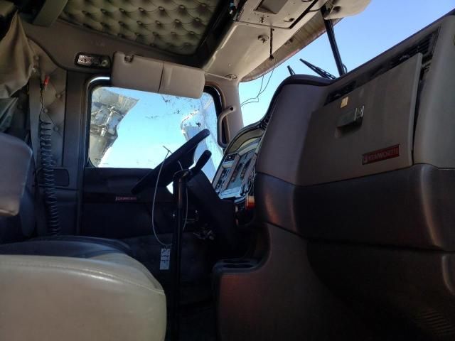 2014 Kenworth Construction T800