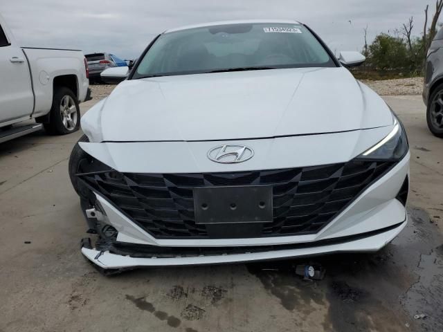 2022 Hyundai Elantra SEL