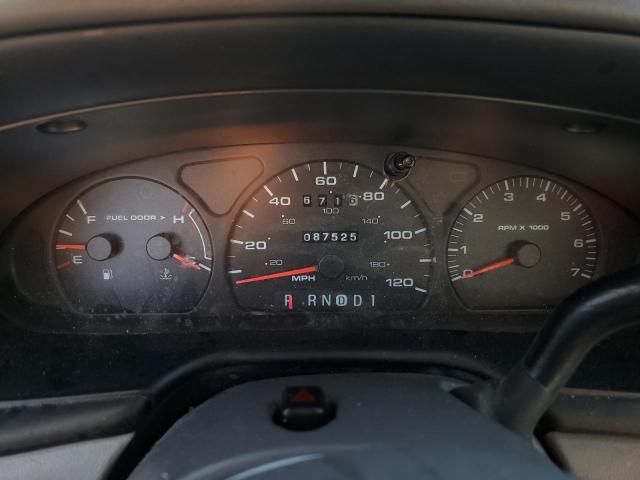 2002 Ford Taurus SE