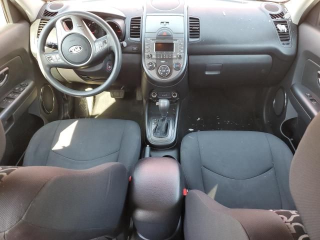 2011 KIA Soul +