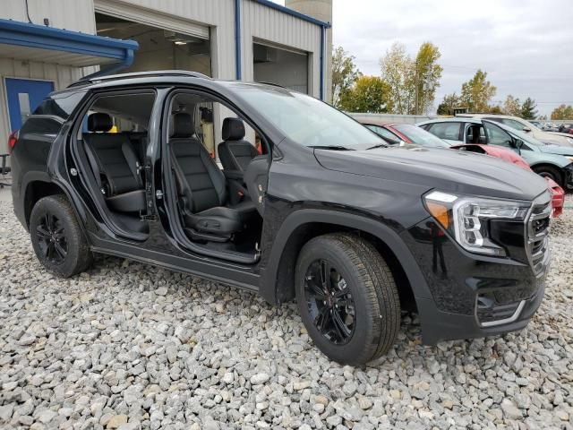 2023 GMC Terrain AT4