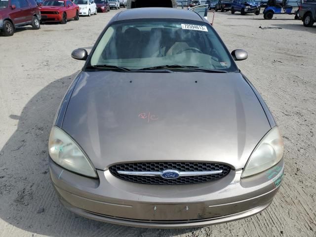 2003 Ford Taurus SE