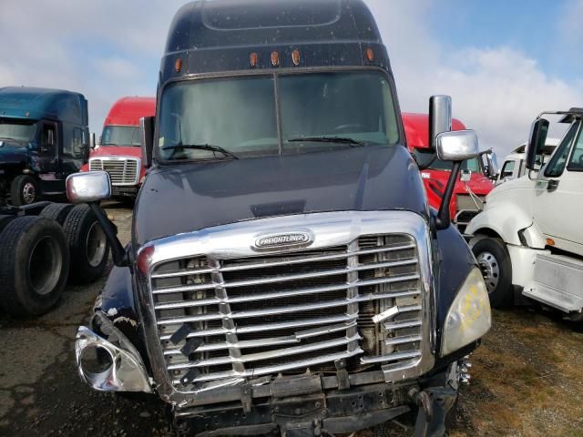 2016 Freightliner Cascadia 125