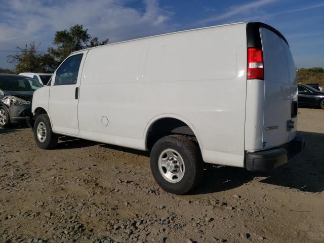 2022 Chevrolet Express G2500